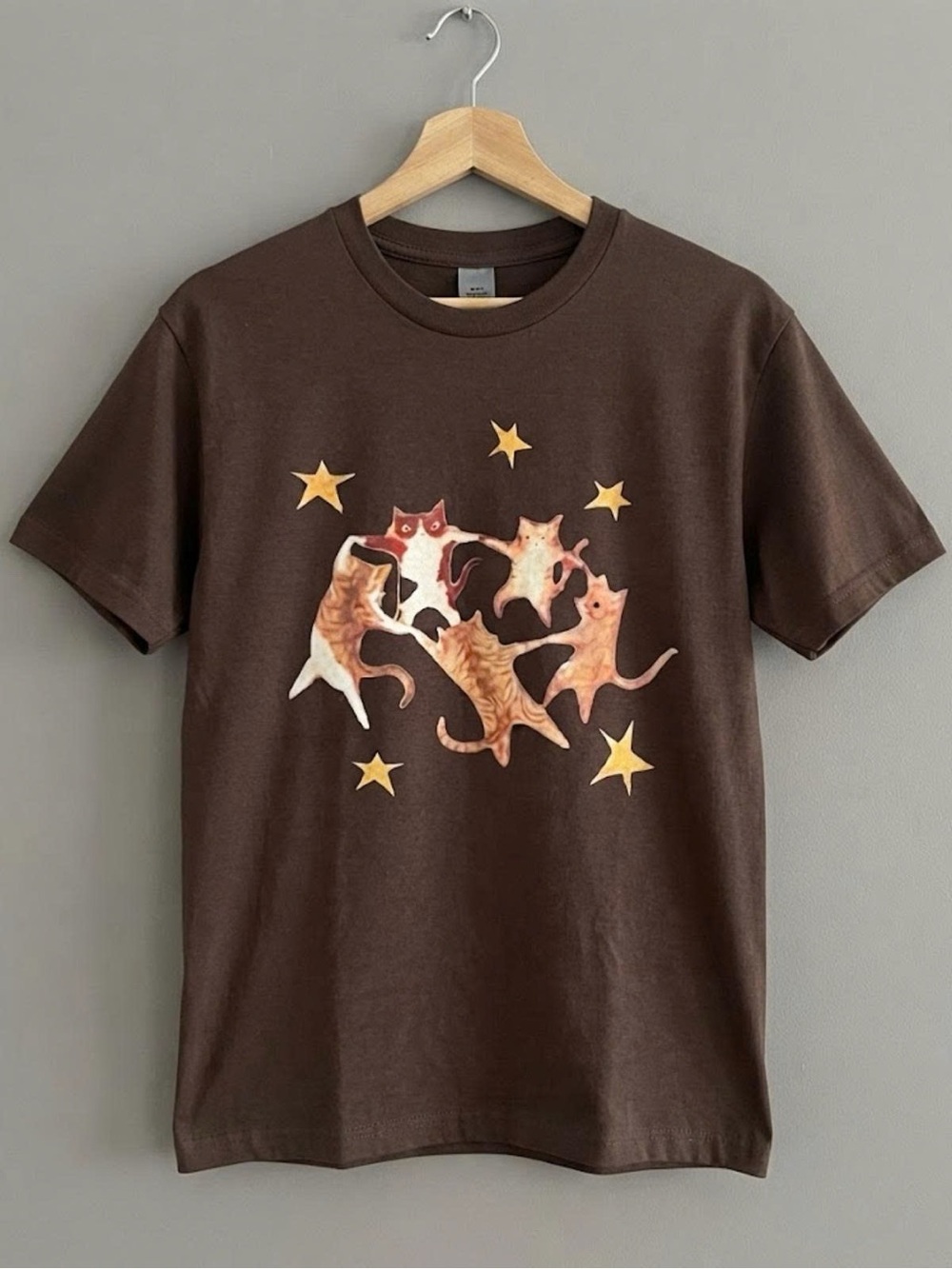 Gildan Brown Short Sleeve Tee with Orange Cat and Yellow Star Graphic|Unisex Tee